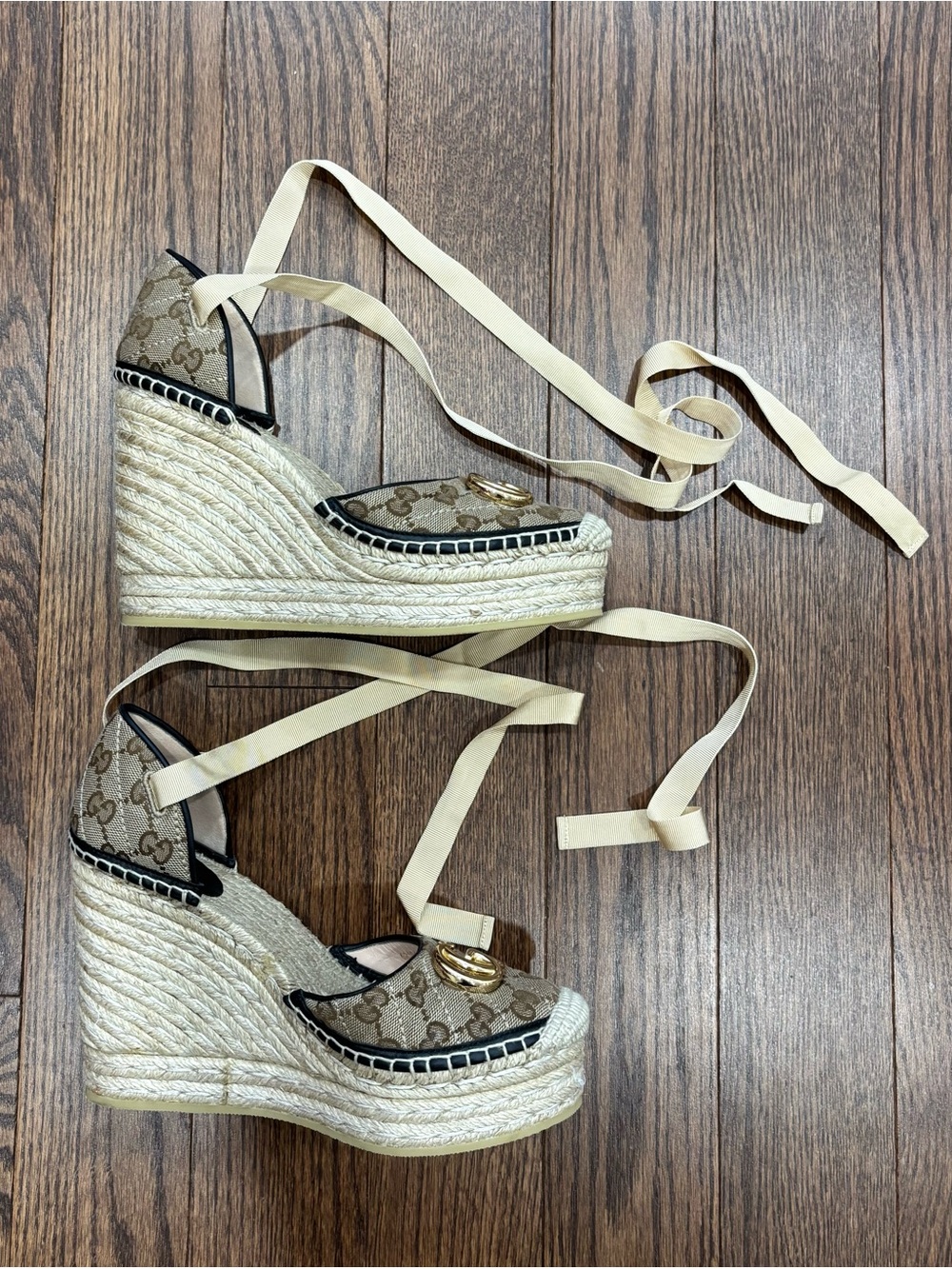 Authentic Gucci wedges - Picture 7 of 10